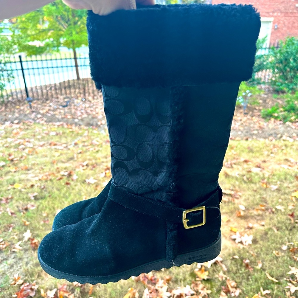 Coach boots 🖤